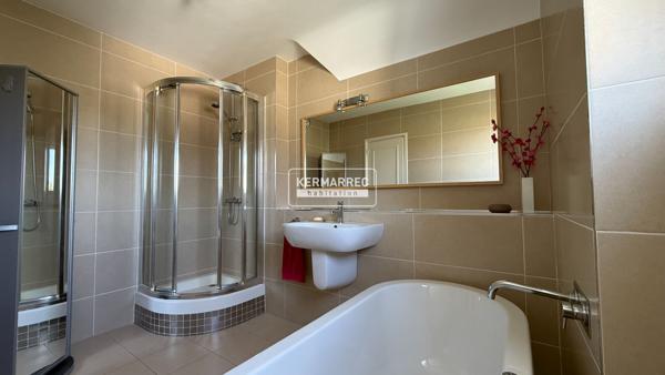 Maison 5 pièces – 156 m² environ à Saint-Nazaire (ref : 79484SN)