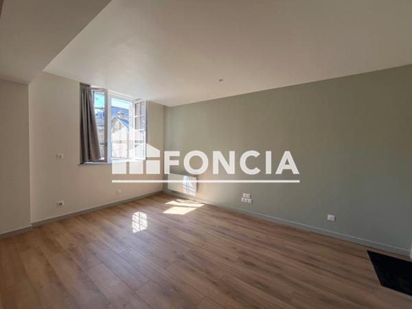 Location Studio 28.81 m² - Guingamp 22200