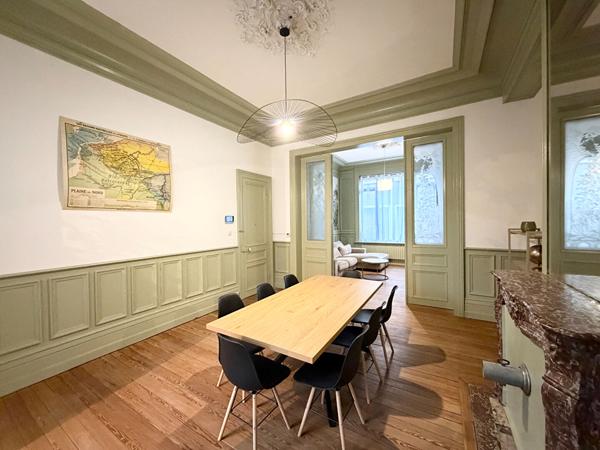 A louer colocation secteur Mairie dans une maison de Maitre de 198m2.