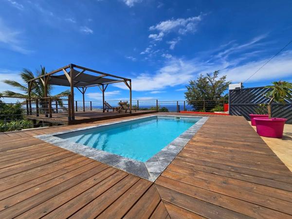 Maison 7 pièces – 190 m² – Étang-Salé-les-Hauts