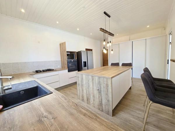 Maison 7 pièces – 190 m² – Étang-Salé-les-Hauts