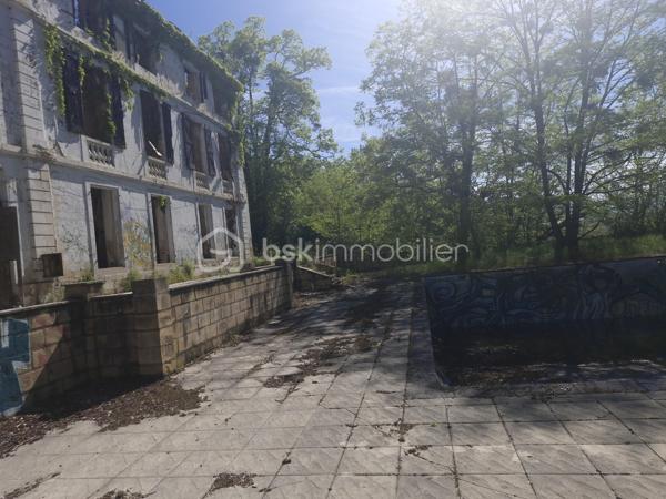 Maison de 600 m²