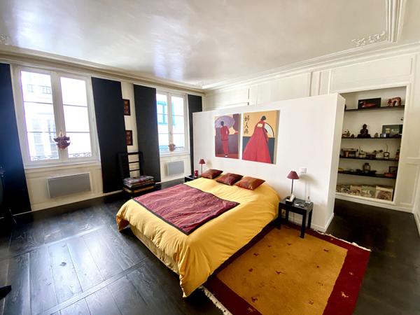 Appartement 5 pièces - 220 m²