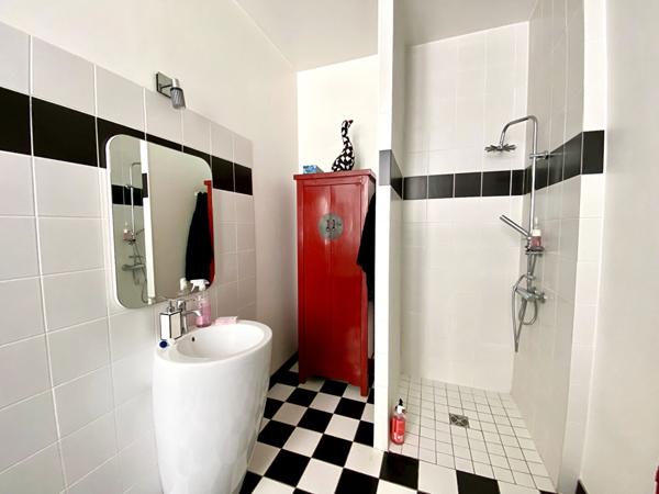 Appartement 5 pièces - 220 m²