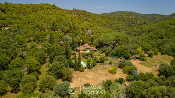 Propriété de charme, magnanerie et ancienne bergerie au coeur des Maures
