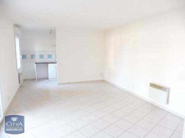 Appartement à louer 3 pièces 53.2m² Gaillac (81600)