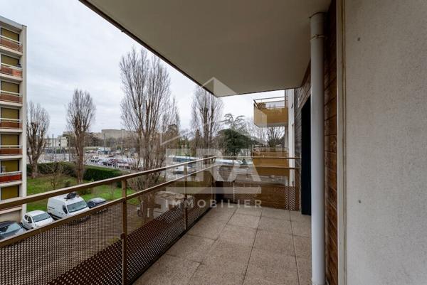 Appartement Bron 3 pièces 69m2