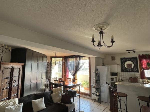 Sorgues (84700) T2 terrasse garage