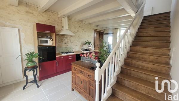 Maison traditionnelle 5 pièces de 145 m² à Vix (85770)