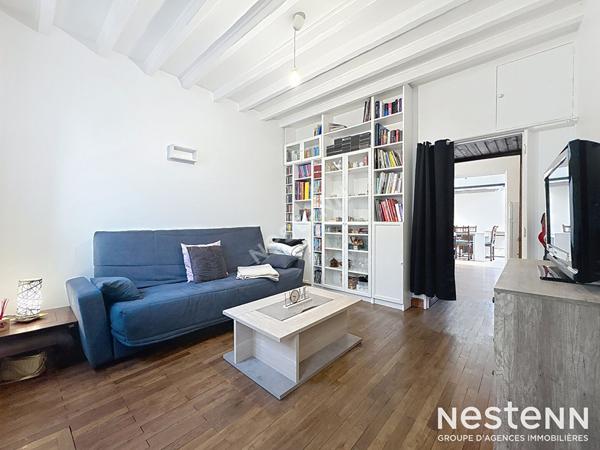 Maison non-mitoyenne avec cour - rangement - plein sud