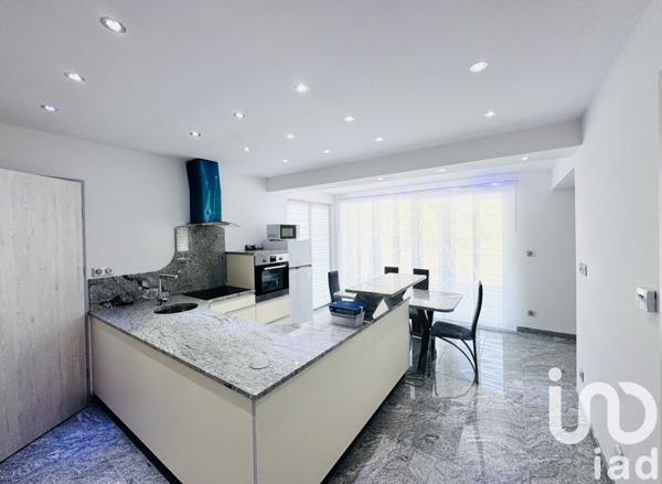 Maison à vendre 20 pièces 455 m² Cornimont