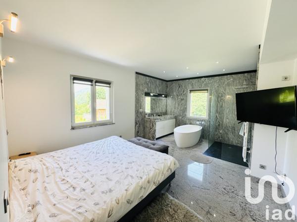 Maison à vendre 20 pièces 455 m² Cornimont