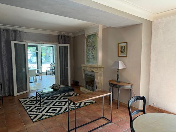 Maison Meyreuil 5 pièce(s) 160m2 avec jardin