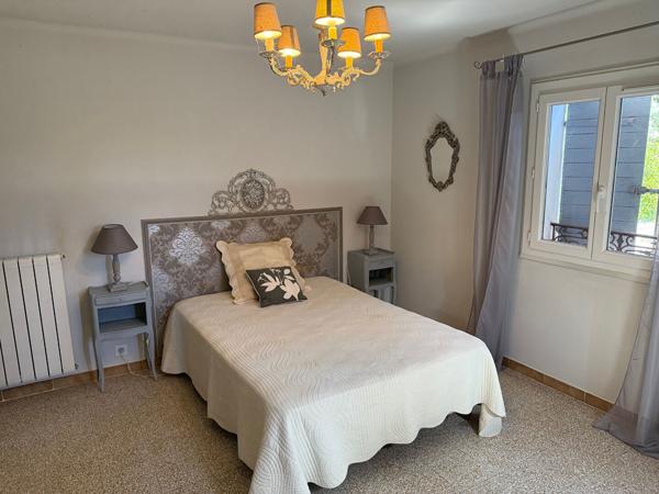 Maison Meyreuil 5 pièce(s) 160m2 avec jardin