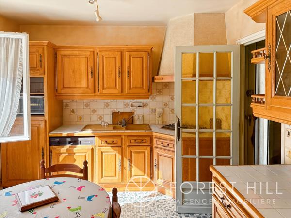 Vouvray (37210) MAISON ATYPIQUE A VOUVRAY