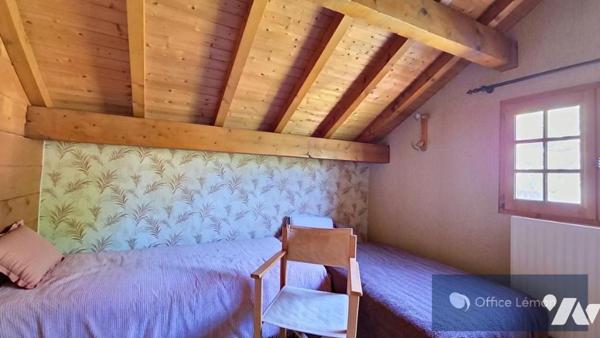 Maison familiale type 5 sur 1 295 m² avec vue exceptionnelle sur les Alpes – CROZET