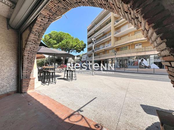 APPARTEMENT + LOCAL COMMERCIAL - 82 M² ET 108 M² - RUE DES POTIERS - PAS DE COPROPRIÉTÉ - PARKING
