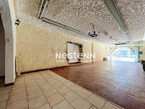 APPARTEMENT + LOCAL COMMERCIAL - 82 M² ET 108 M² - RUE DES POTIERS - PAS DE COPROPRIÉTÉ - PARKING