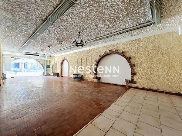 APPARTEMENT + LOCAL COMMERCIAL - 82 M² ET 108 M² - RUE DES POTIERS - PAS DE COPROPRIÉTÉ - PARKING