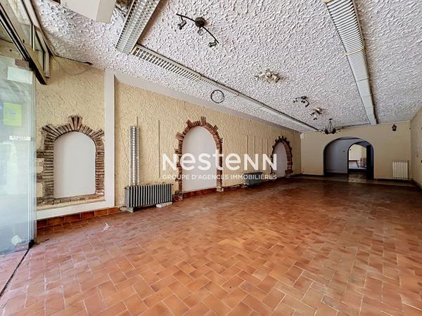 APPARTEMENT + LOCAL COMMERCIAL - 82 M² ET 108 M² - RUE DES POTIERS - PAS DE COPROPRIÉTÉ - PARKING
