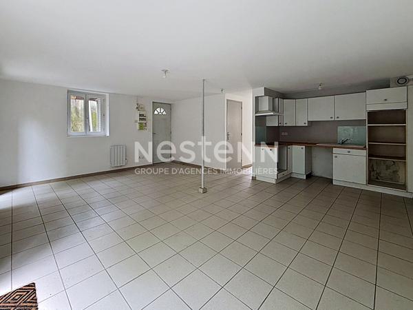 Appartement 3 pièces en rez de jardin avec Parking Proche métro - 69500 BRON