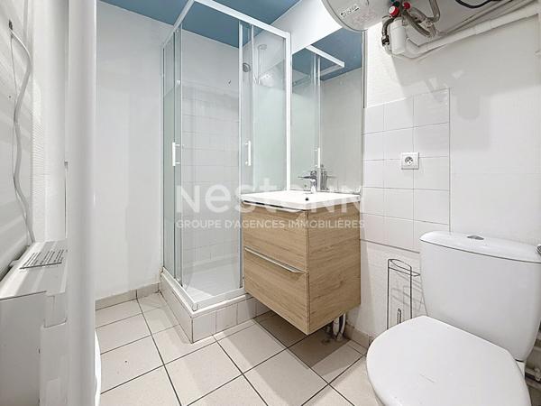 Appartement 3 pièces en rez de jardin avec Parking Proche métro - 69500 BRON