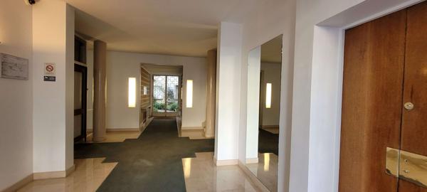 Paris (75016) BEAU STUDIO MEUBLE ET EQUIPE