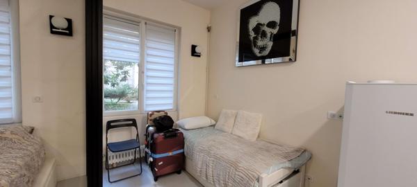 Paris (75016) BEAU STUDIO MEUBLE ET EQUIPE