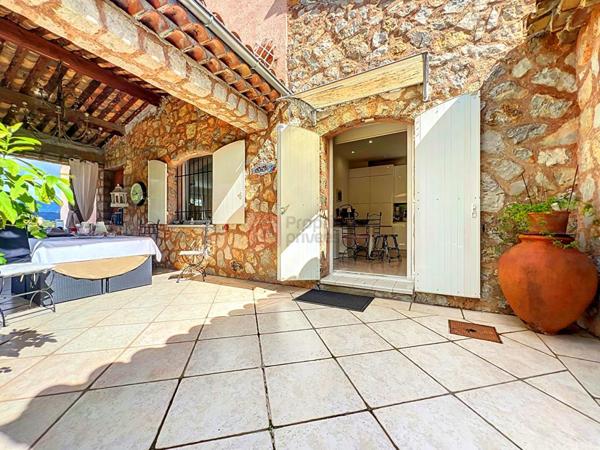 06810 Auribeau-sur-Siagne ? Villa 4 pièces de caractère