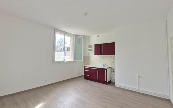 Appartement à vendre    1 pièce • 29,27 m2 Arpajon