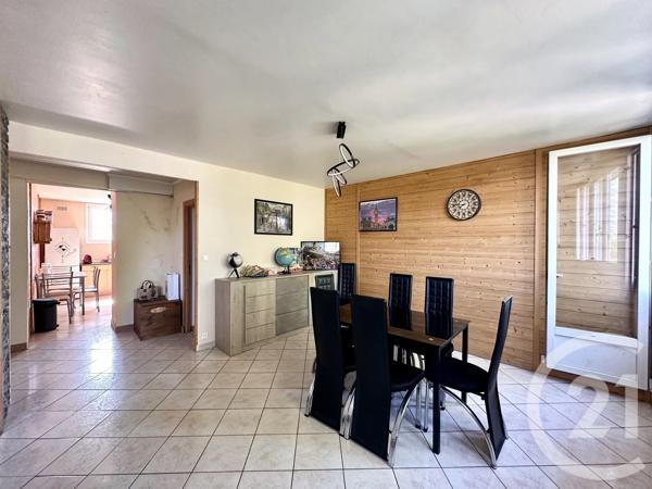 Appartement F5 à vendre  6 pièces - 106 m 2   GRENOBLE  - 38