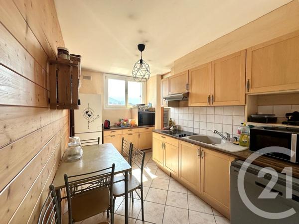 Appartement F5 à vendre  6 pièces - 106 m 2   GRENOBLE  - 38