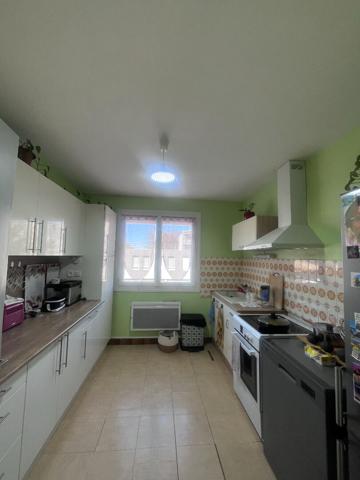 Appartement T4 avec balcon, garage et cave !
