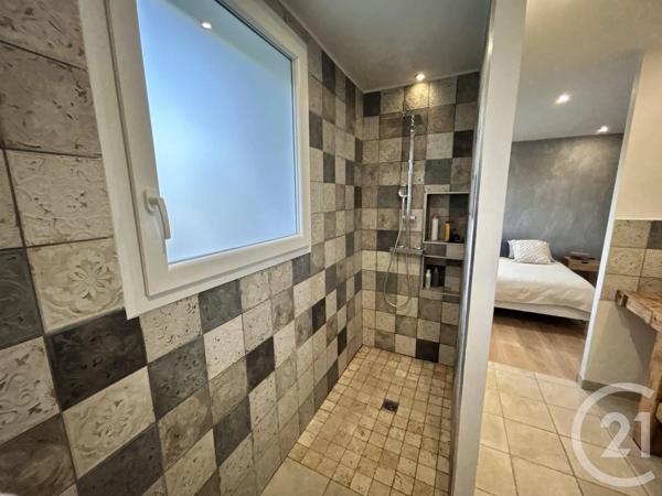 Maison à vendre  6 pièces - 194 m 2   ST JUST ST RAMBERT  - 42