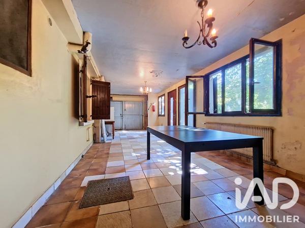 Maison à vendre 10 pièces 188 m² Saint-Martin-d'Hères