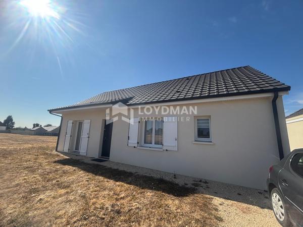 Maison de plain pied de 77.55 m² avec 2 chambres