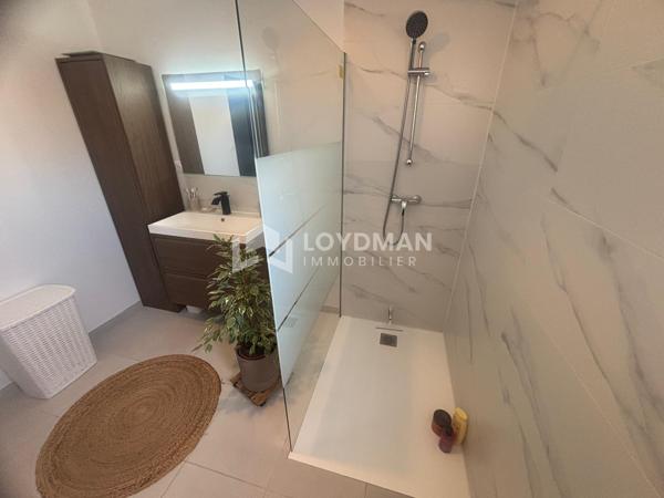 Maison de plain pied de 77.55 m² avec 2 chambres