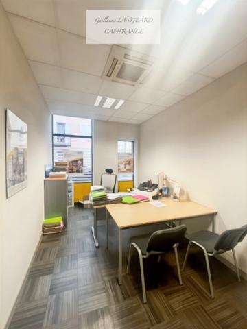 Local/bureau à vendre OYONNAX (01)