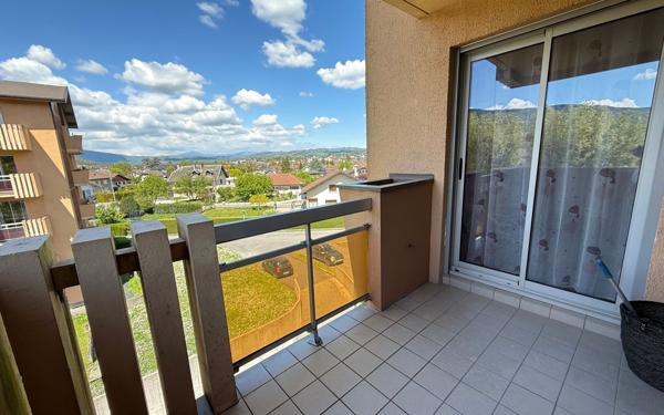 Appartement à vendre    4 pièces • 99,85 m2 Rumilly