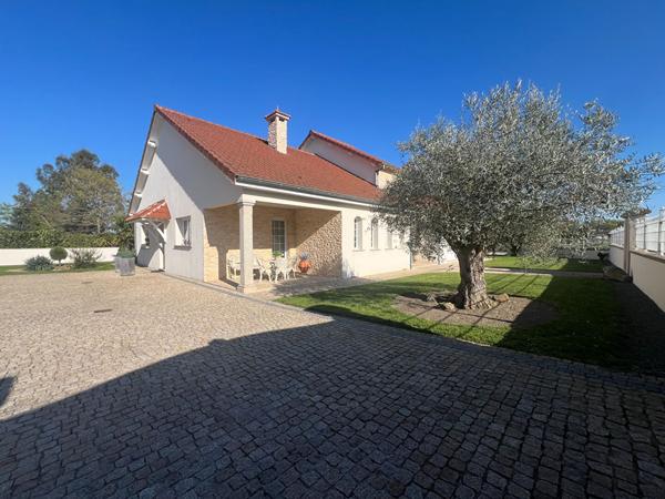 Demeure Contemporaine 6 pièces 194.8 m2