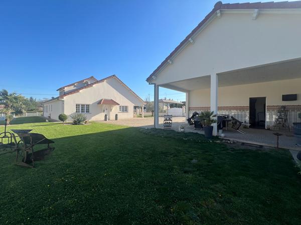 Demeure Contemporaine 6 pièces 194.8 m2