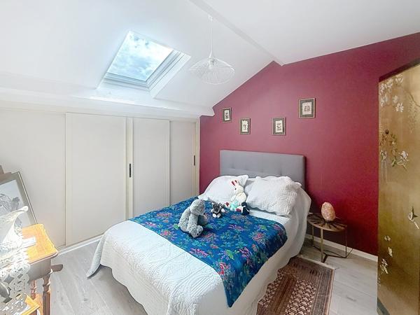 À vendre - Maison individuelle, 5 pièces située à Saint-Pierre-des-Corps (37700)