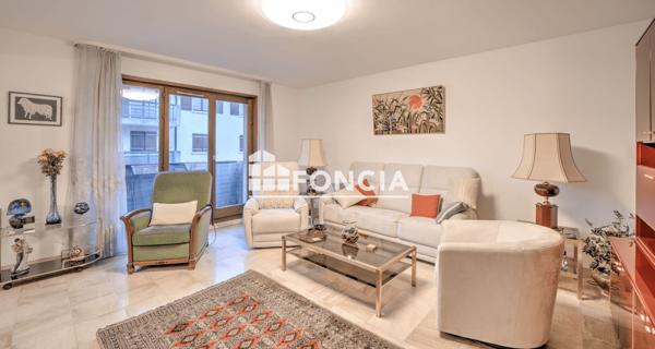 À vendre Appartement 3 pièces 95 m² - Ferney-voltaire 01210