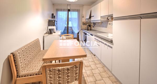 À vendre Appartement 3 pièces 95 m² - Ferney-voltaire 01210