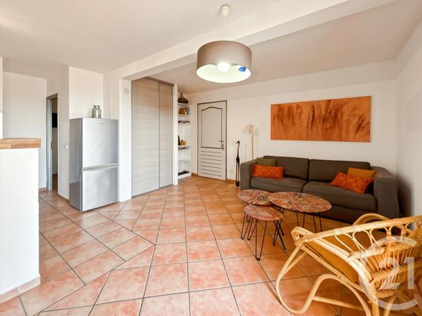 Appartement T2 à vendre  2 pièces - 37,76 m2 L ILE ROUSSE - 202