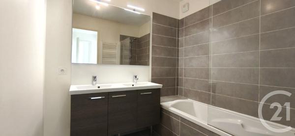 Appartement T4 à vendre  4 pièces - 77,88 m 2   AIX LES BAINS  - 73