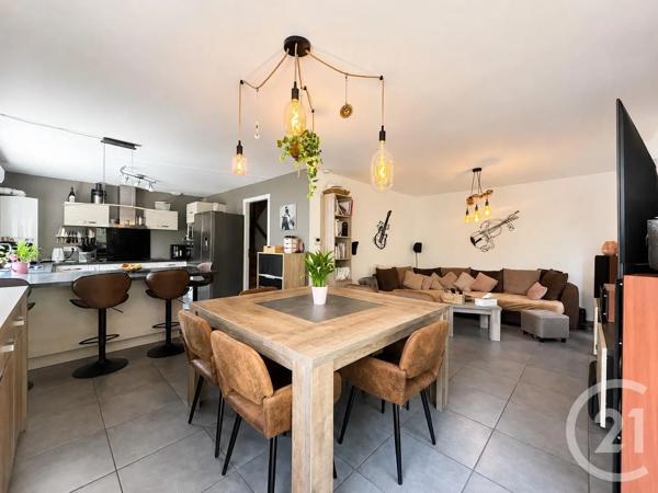 Appartement T4 à vendre  4 pièces - 91,05 m 2   DRUMETTAZ CLARAFOND  - 73