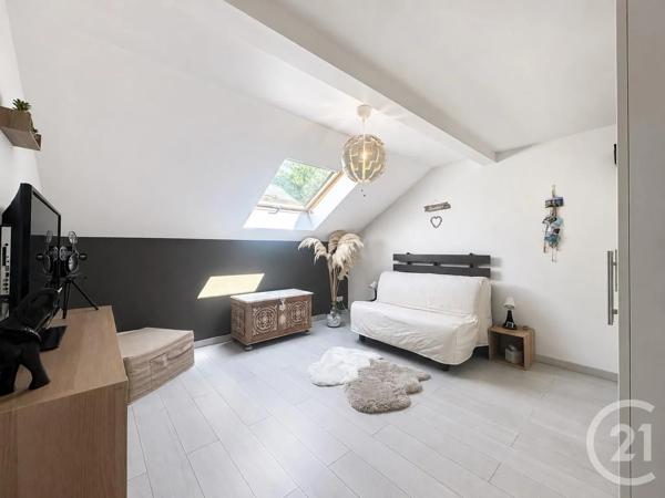Appartement T4 à vendre  4 pièces - 91,05 m 2   DRUMETTAZ CLARAFOND  - 73