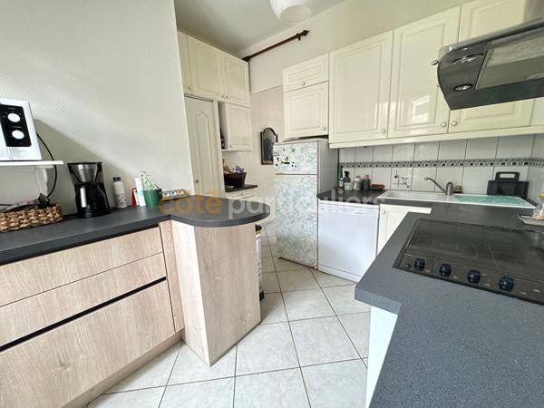 Vente
                Maison150 m² - 6 Pièces -
                    ORLEANS (45000)