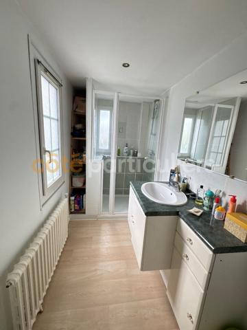 Vente
                Maison150 m² - 6 Pièces -
                    ORLEANS (45000)